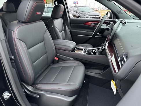 New 2026 Chevrolet Traverse Z71 w/ Enhanced Driving Package image 11