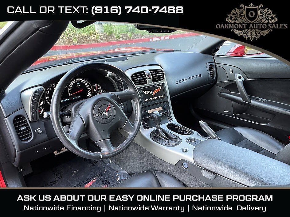 Used 2005 Chevrolet Corvette Coupe w/ Preferred Equipment Group RWD image 18