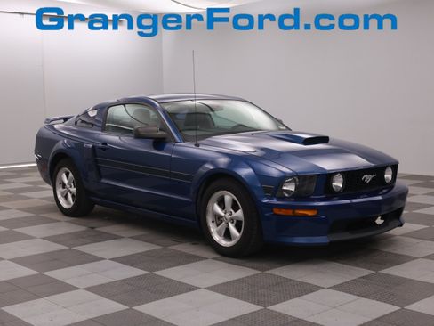 Used 2007 Ford Mustang GT RWD image 1