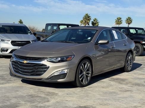 Used 2023 Chevrolet Malibu LT w/ Driver Confidence Package image 3