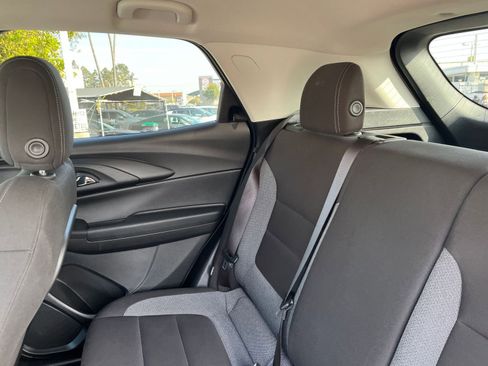 Used 2025 Chevrolet TrailBlazer LT image 39