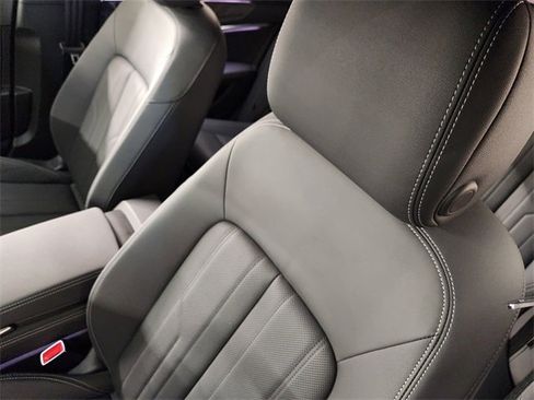 Used 2025 Audi A6 Premium Plus image 15