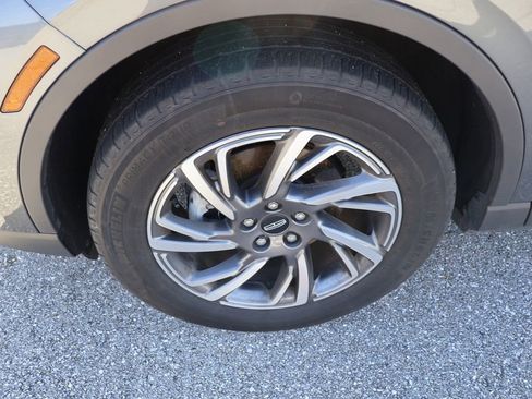 Used 2023 Lincoln Corsair FWD image 4