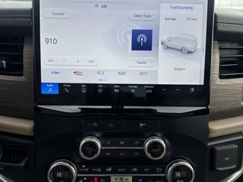 Used 2024 Ford Expedition Max Limited image 11