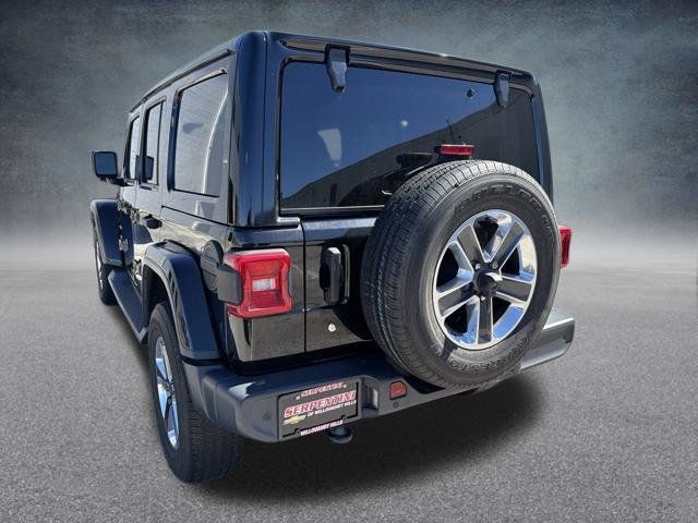 Used 2018 Jeep Wrangler Unlimited Sahara AWD/4WD image 10