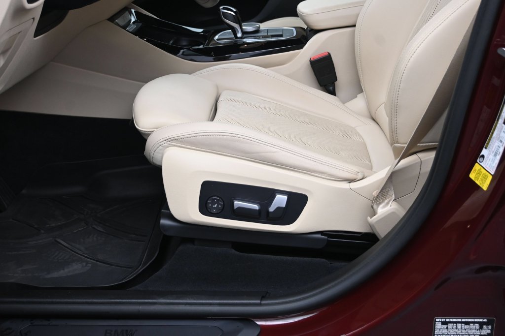 Used 2022 BMW X3 sDrive30i w/ Premium Package 2 RWD image 22