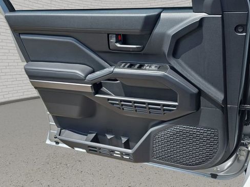 New 2026 Toyota 4Runner SR5 RWD image 26