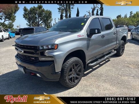 Used 2021 Chevrolet Silverado 1500 LT Trail Boss w/ Convenience Package II AWD/4WD image 1
