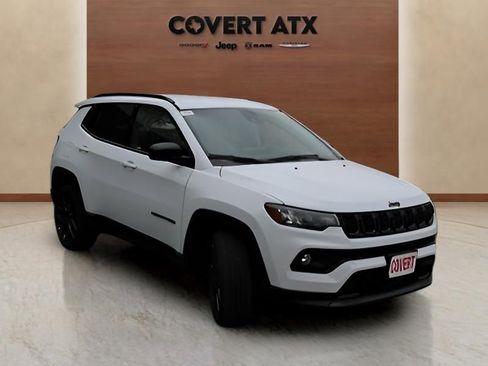 New 2026 Jeep Compass Latitude AWD/4WD image 7