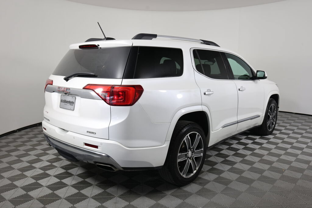 Used 2017 GMC Acadia Denali AWD/4WD image 2