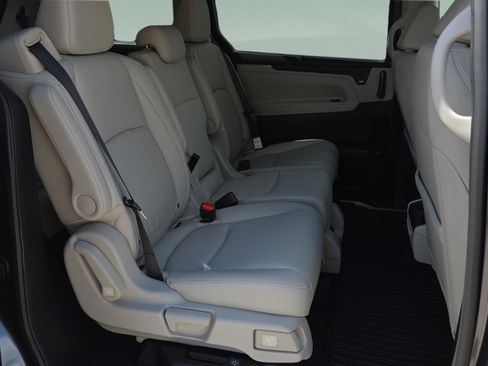 New 2026 Honda Odyssey EX-L image 17
