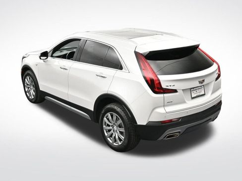 Used 2023 Cadillac XT4 Premium Luxury w/ Cold Weather Package AWD/4WD image 18