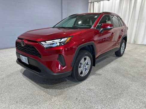 Used 2023 Toyota RAV4 XLE w/ Convenience Package AWD/4WD image 4