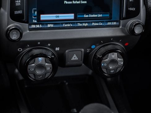 Used 2015 Chevrolet Camaro SS w/ SS Performance Package RWD image 30