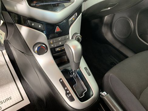 Used 2014 Chevrolet Cruze LT image 59