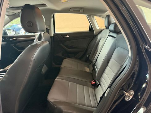 Used 2025 Volkswagen Jetta SE image 20