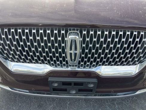 Used 2023 Lincoln Aviator 2WD w/ Premium Package image 12