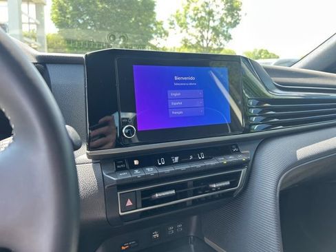 Used 2025 Toyota Camry SE w/ Convenience Package FWD image 23
