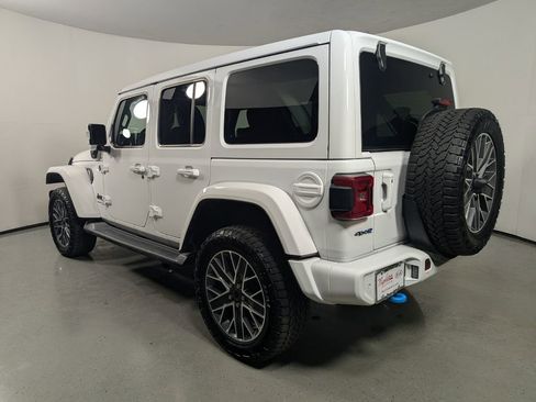Used 2024 Jeep Wrangler High Altitude AWD/4WD image 5