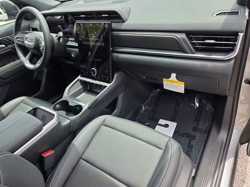 New 2026 GMC Terrain Elevation w/ Elevation Premium Package FWD image 14