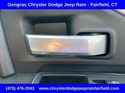 Certified 2024 RAM 2500 Big Horn AWD/4WD image 12