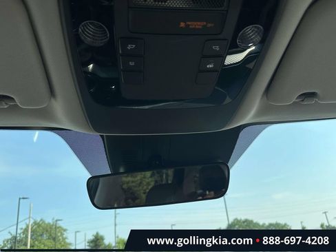 Certified 2024 Kia Carnival LX FWD image 29