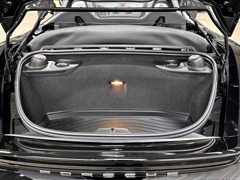 Used 2021 Porsche 718 Boxster Spyder RWD image 37