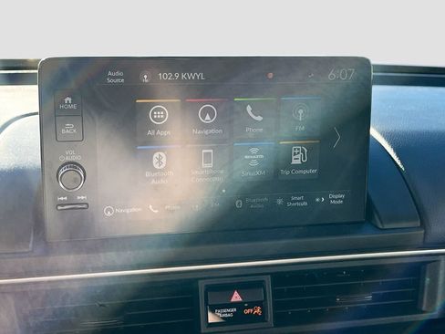 Used 2025 Honda Pilot Elite image 15