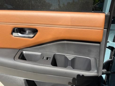 Used 2026 Nissan Pathfinder Platinum w/ Cargo Package FWD image 27