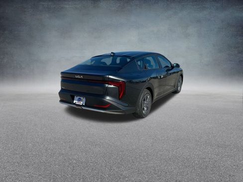 Used 2025 Kia K4 LX image 31