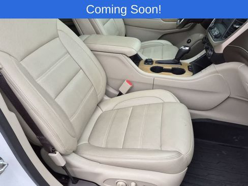 Used 2019 GMC Acadia Denali w/ Technology Package AWD/4WD image 22
