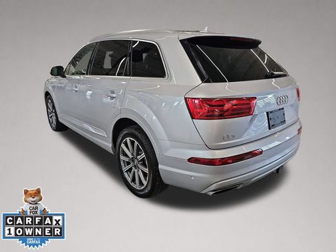 Used 2019 Audi Q7 3.0T Premium Plus AWD/4WD image 5