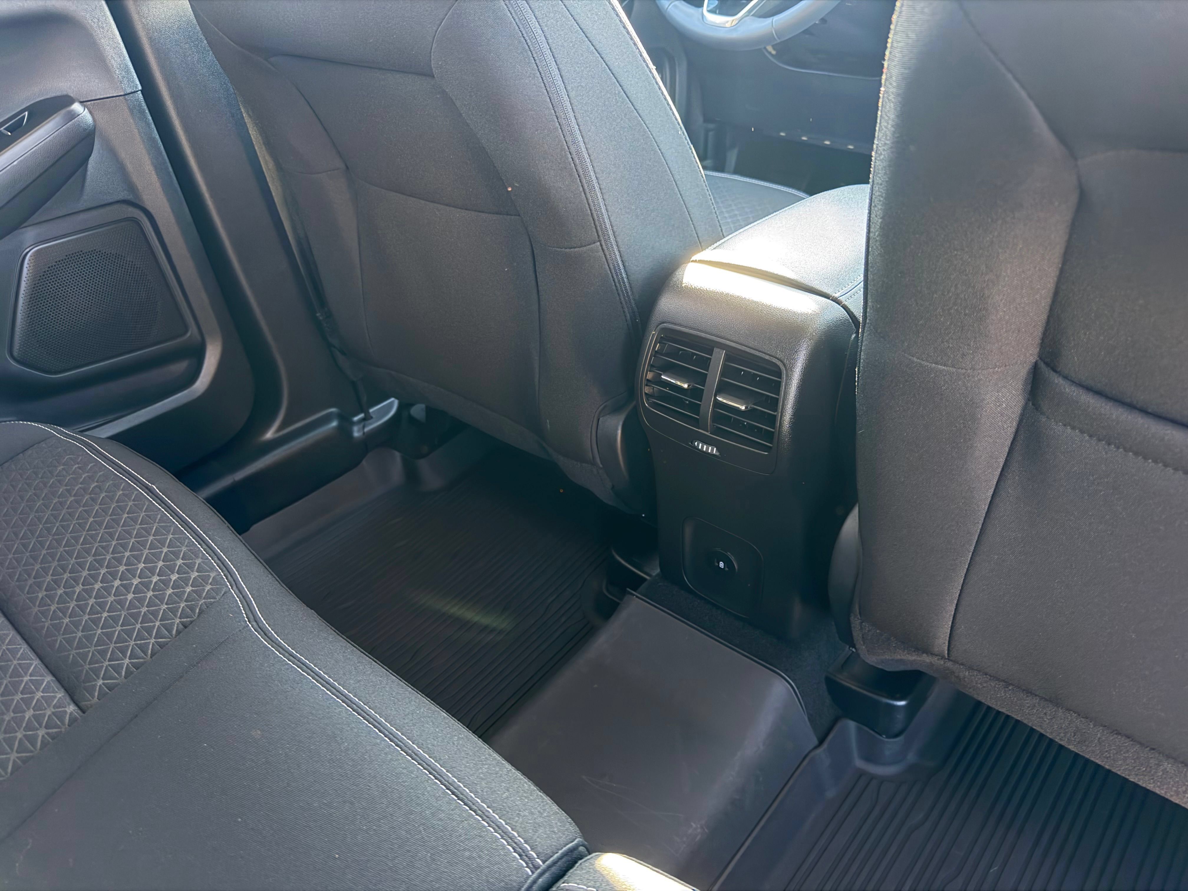 Certified 2024 Ford Escape Active AWD/4WD image 18