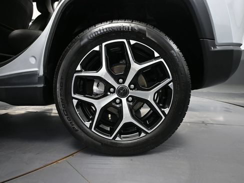 Used 2025 Jeep Compass Limited AWD/4WD image 10