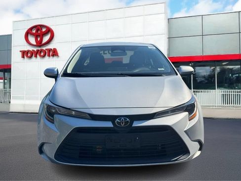 Used 2024 Toyota Corolla LE FWD image 13