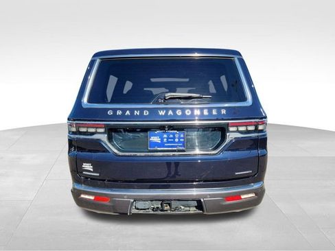 Used 2022 Jeep Grand Wagoneer Series II w/ Rear Seat Video Group 1 image 4