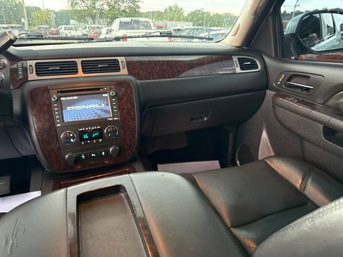 Used 2014 GMC Yukon Denali AWD/4WD image 14