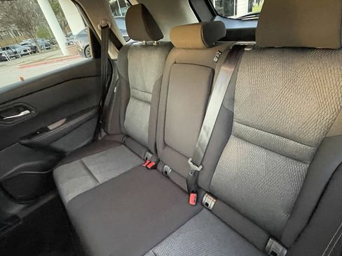 Used 2024 Nissan Rogue SV image 23