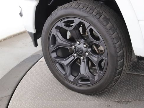 Used 2023 RAM 1500 Limited AWD/4WD image 13