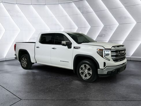 Used 2024 GMC Sierra 1500 SLT RWD image 1