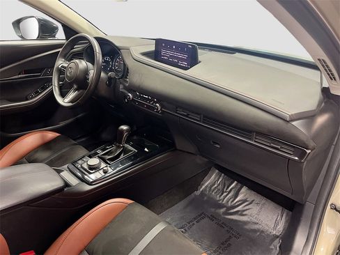 Used 2024 MAZDA CX-30 Carbon image 29