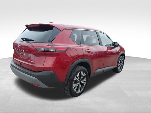 Used 2023 Nissan Rogue SV image 9