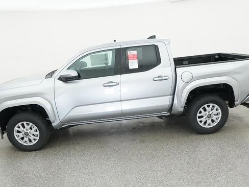 New 2026 Toyota Tacoma SR5 image 30