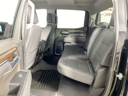 Used 2023 GMC Sierra 1500 SLE image 21