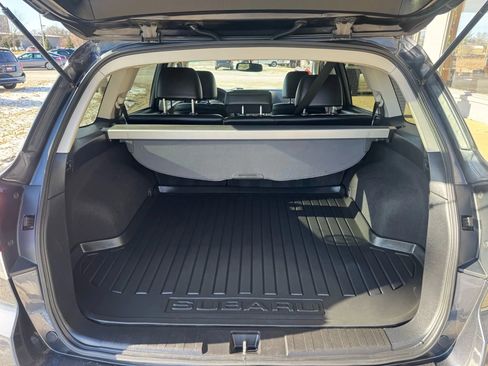 Used 2012 Subaru Outback 2.5i Limited w/ Moonroof Pkg image 16