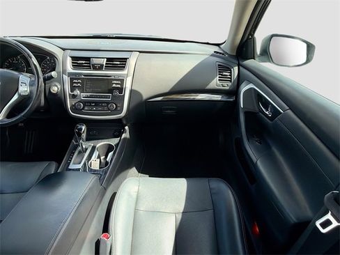 Used 2017 Nissan Altima 2.5 SL image 17