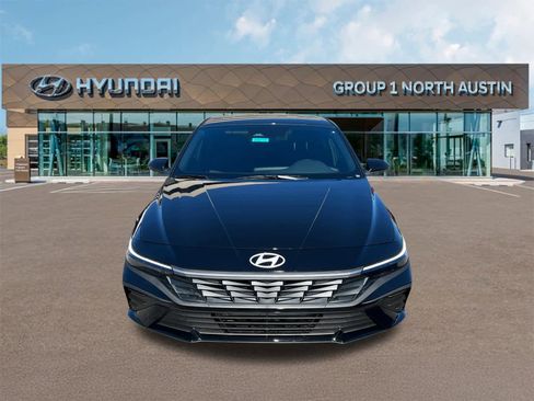 New 2025 Hyundai Elantra Sport image 2