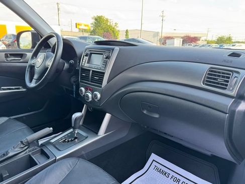 Used 2011 Subaru Forester 2.5X Limited AWD/4WD image 38