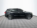 Used 2017 Jeep Grand Cherokee Limited w/ Luxury Group II image 4