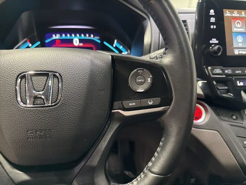 Used 2019 Honda Odyssey EX-L image 12